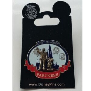 Disney Parks Cast Member Walt and Mickey Partners Pin HTF NEW!